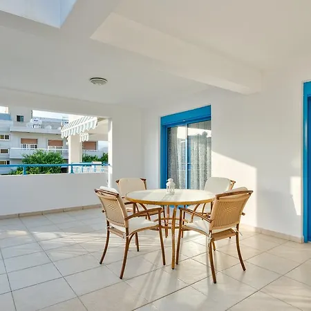Apartment Camelia Gardens